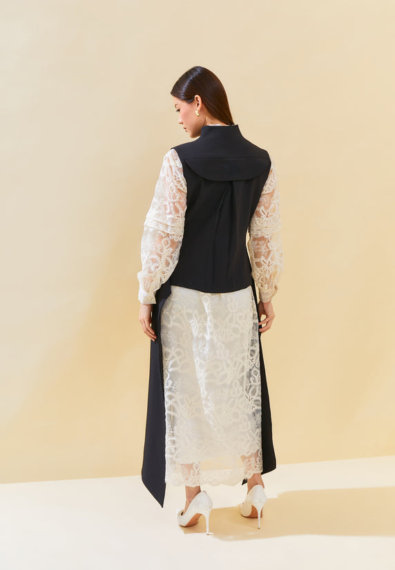 Mustika Vest