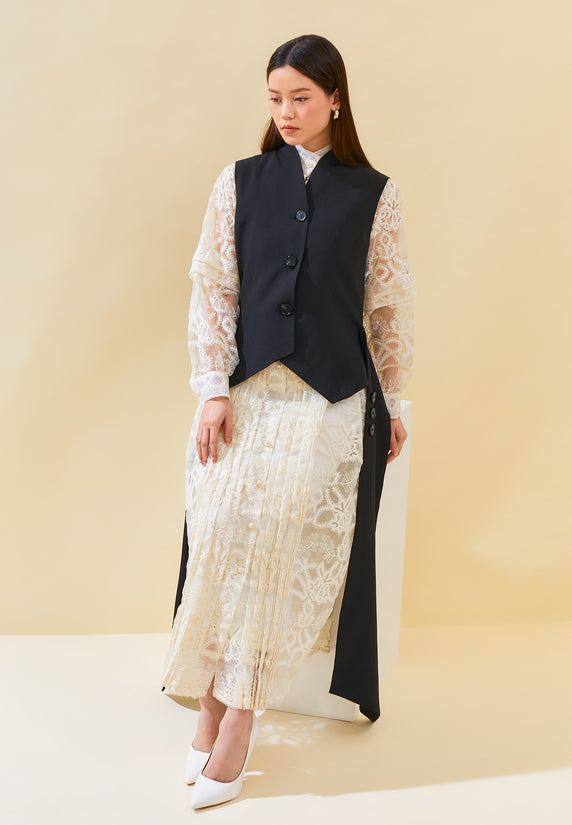 Mustika Vest